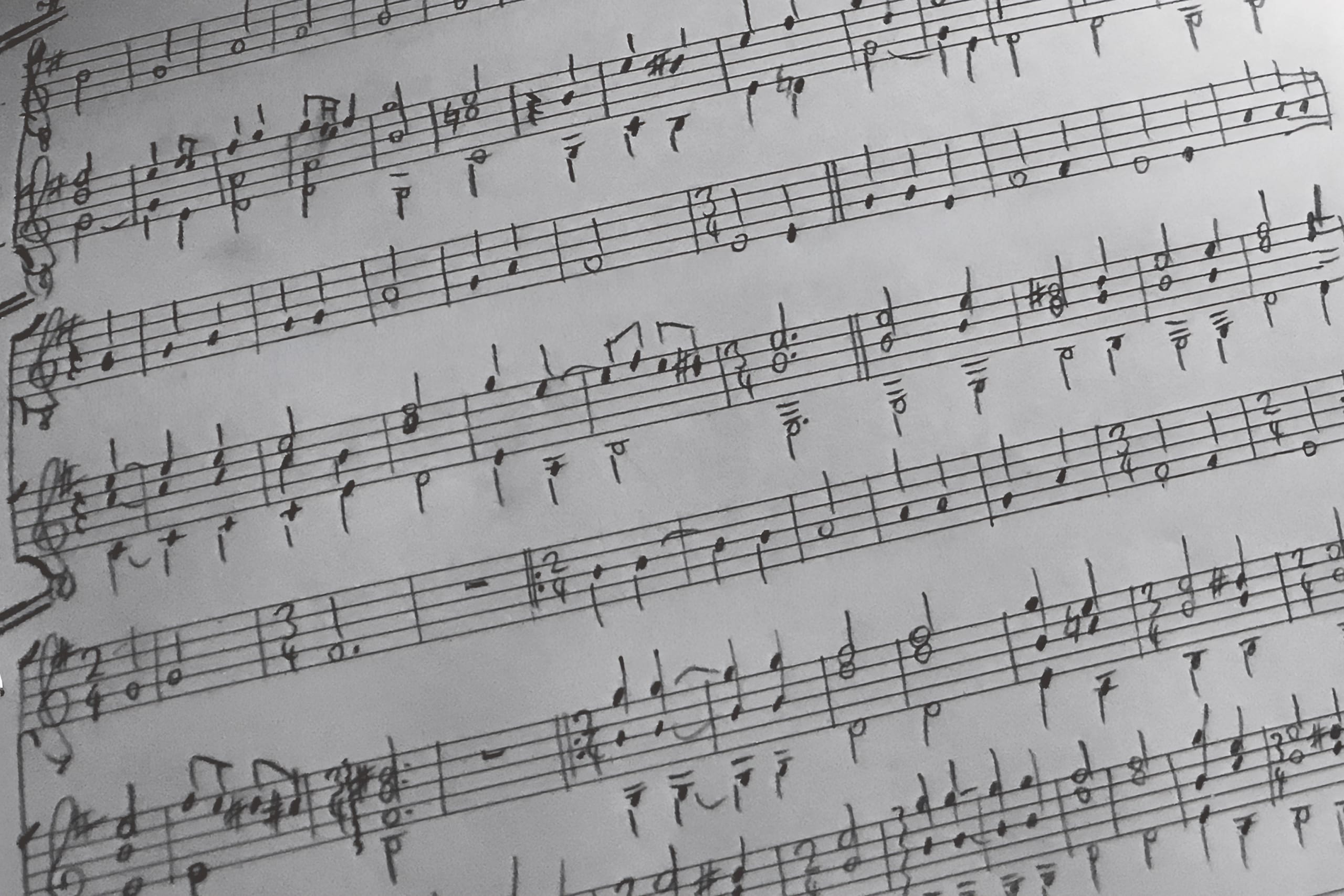 Noten für Musiktheorie, Gehörbildung, Arrangement und Komposition im Tonstudio